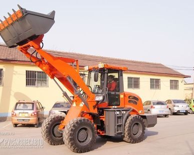 фото Фронтальный погрузчик BULL SL920