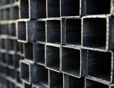 фото Трубы квадратные низколегированные