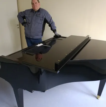 Фото №1 Перевезти пианино, рояль по Екатеринбургу с грузчиками.