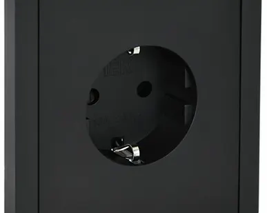 фото FORTE&PIANO Розетка 1-местная с заземлением с защитными шторками безвинтовое крепление 16А FP113 черный IEK