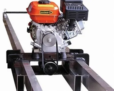 фото Виброрейка жесткая ВРб 2, алюминиевый профиль 2 м., с двигателем Honda