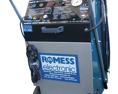 фото Установка для прокачки тормозов Romess S-30-60