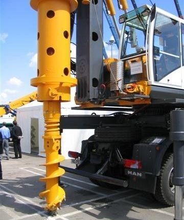 Фото №0 Буровая установка Bauer TBG12