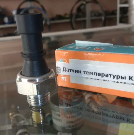 Фото №0 Датчик давления масла renault 5001849713