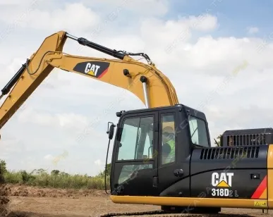 фото Аренда гусеничного экскаватора Caterpillar 318, Москва
