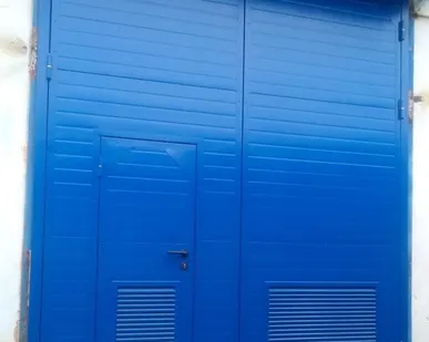 фото Распашные ворота металлические ВРМ-2