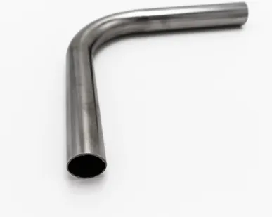 фото Труба гнутая (прямой угол) 200х200мм, хром