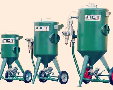 фото Среднемощный и высокопроизводительный пескоструйный аппарат