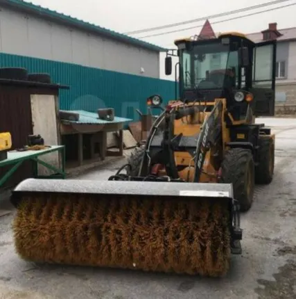 Фото №0 Щетка дорожная