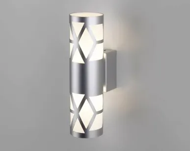 фото Настенный светодиодный светильник Fanc LED MRL LED 1023 серебро