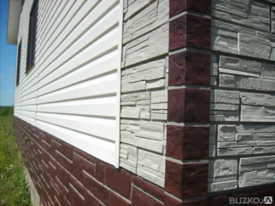 Фото №0 Обшивка дома сайдингом