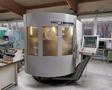 фото Вертикальный обрабатывающий центр с чпу DMU 60 T Б/У в Москве