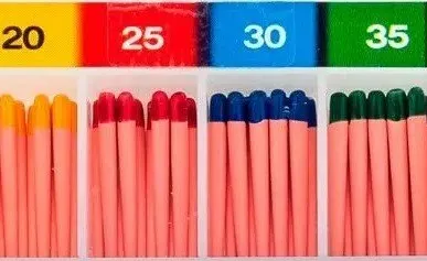 фото Штифты гуттаперчевые 06 №15-40(120шт) Медента