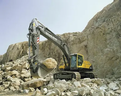 фото Аренда экскаваторов на гусеничном ходу грузоподъемность 22 тонны