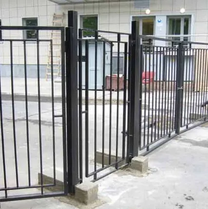 Фото №0 Монтаж металлических заборов