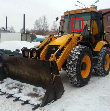 Фото №0 Стекло лобовое для JCB 3СХ-4СХ 1997-2005
