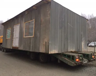 фото Транспортировка строительных вагончиков
