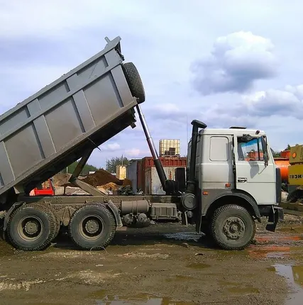 Фото №0 Аренда самосвала МАЗ, 16 м3, 3-х осного в Гатчинском районе