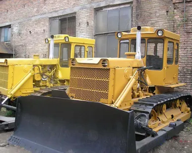 фото Услуги и Аренда Бульдозера Т-130, Т-170, Komatsu массой от 20 до 60 тонн. В Воронеже и области