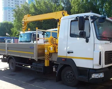 фото МАЗ 4371Р2 с КМУ Soosan SCS 334