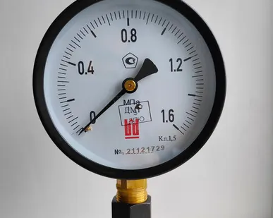 фото Манометр ДМ1-100 (0-16 кгс/см2) кл.т.1,5