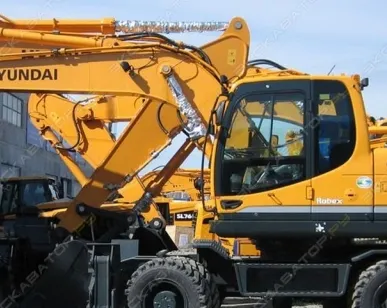 фото Аренда колесного экскаватора Hyundai R180W-9S, Москва