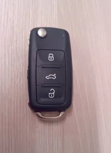 фото Оригинальный ключ зажигания для автомобилей Skoda Yeti Fabia Octavia Rapid