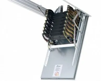 фото Лестница Fakro LSF 70х120х300