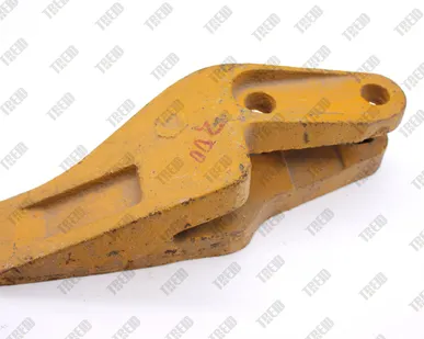 фото Зуб ковша боковой левый ZL30GV