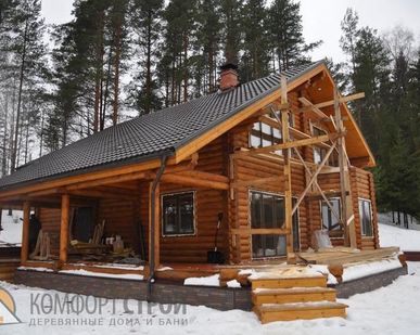 фото Строительство домов из оцилиндрованного бревна
