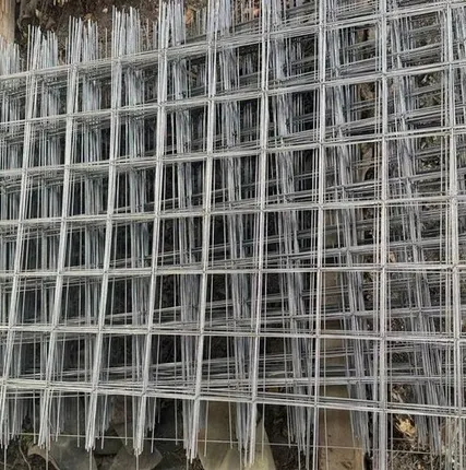 Фото №0 Сетка сварная в картах