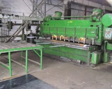 фото Рубка гильотиной