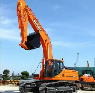 фото Экскаватор гусеничный DOOSAN DX340LCA