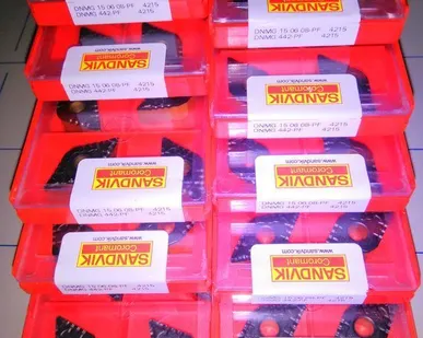 фото Твердосплавные пластины SANDVIK ( САНДВИК )