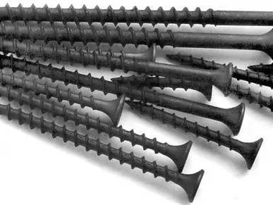 фото Саморезы по дереву