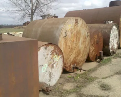 фото Емкости