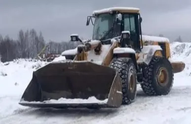 фото Погрузка различных сыпучих материалов - погрузка гравия