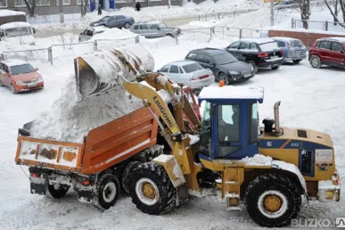 фото Вывоз снега ночью