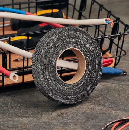 Фото №2 Изолента ХБ 20мм (рул.16.7м) 200г Rexant 09-2402