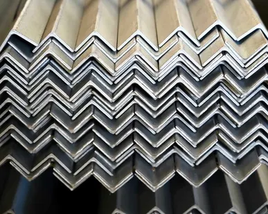 фото Уголок нержавеющий