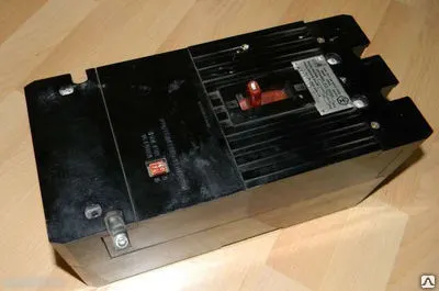 Фото №0 Автоматический выключатель А 3722 250А
в