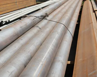 фото Труба электросварная недалеко