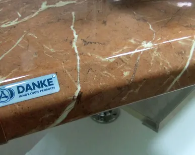 фото Подоконники акриловые