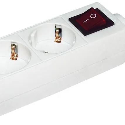 Фото №0 Удлинитель 2х3м с заземл. 16А IP20 У02К с выкл. 2P+PE ИЭК WYP10-16-02-03-ZK-N