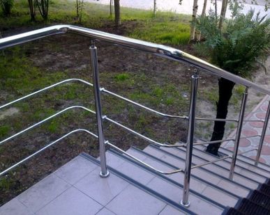 фото Перила/поручни/ограждения из нержавейки/нержавеющей стали/нержавеющей стали