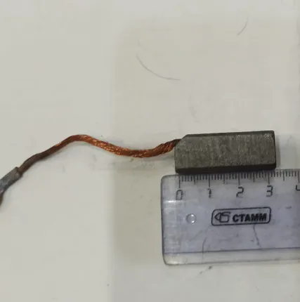 Фото №1 Электрощетки  ЭД-118 АУ1