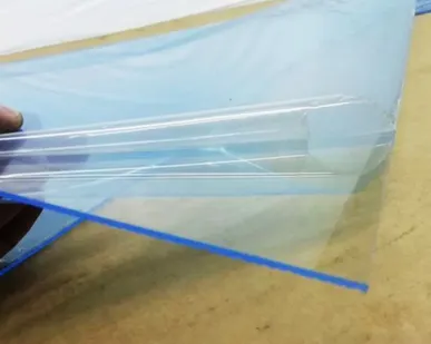 фото Оргстекло (акриловое стекло) КИВИ Прозрачное 2 мм (1,525*2,05 м)