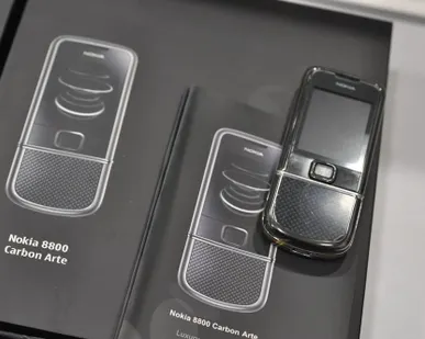 фото Nokia 8600 золото телефон