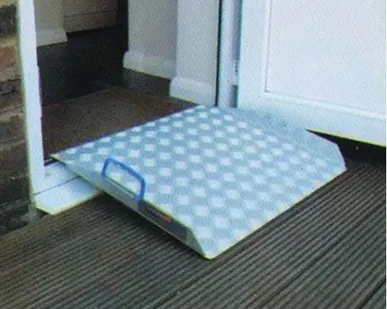 фото Пандус для инвалидов перекатной ширина – 70 см длина – 50см ГОСТ