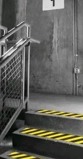 фото Материал противоскользящий цветной Safety Track 3300 55,0смx18,288м